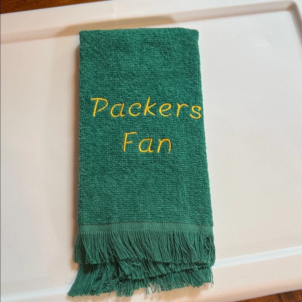 Green Packers Fan Finger Tip Towel