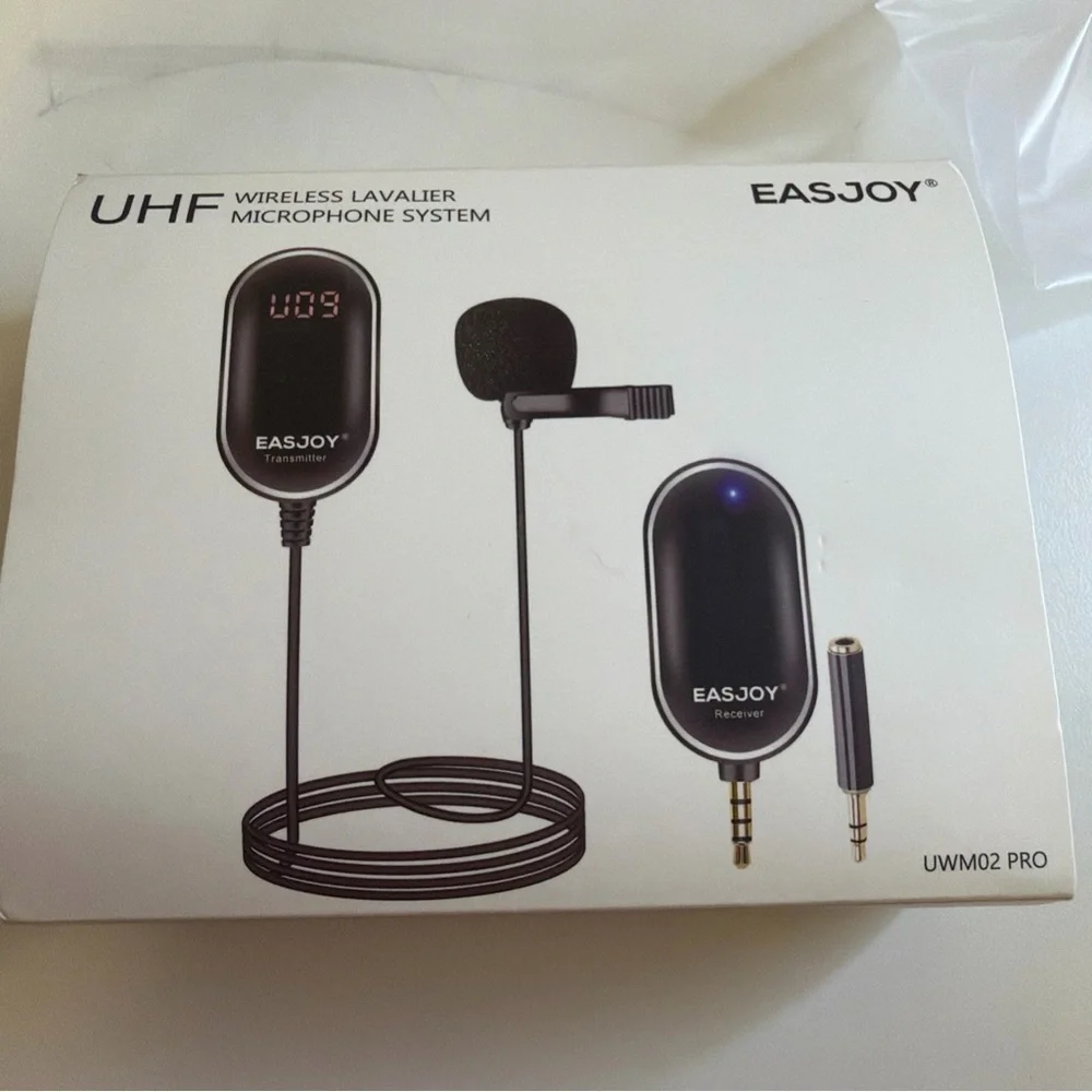 Black Wireless Lavalier Microphone System