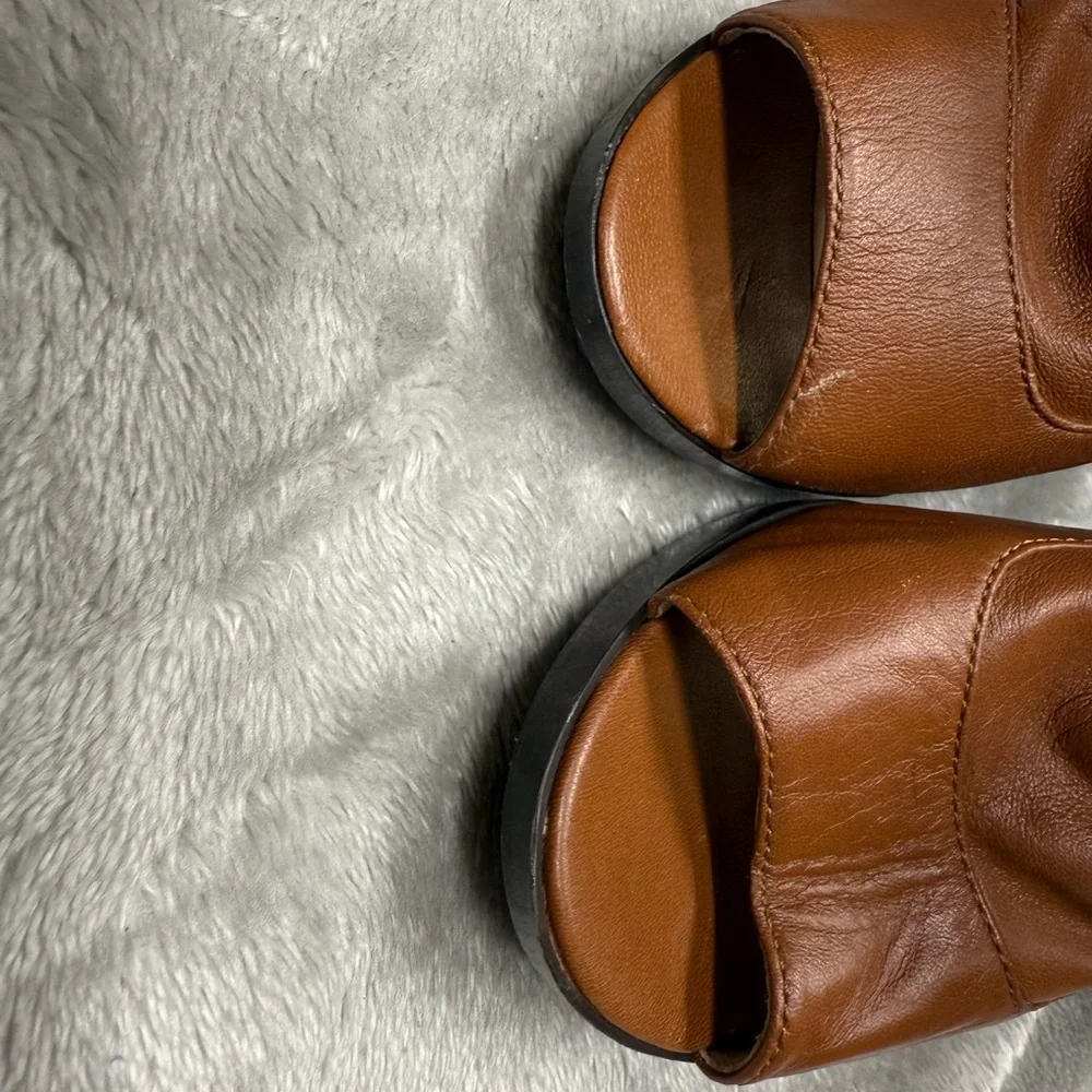 Michael Kors elegant peep