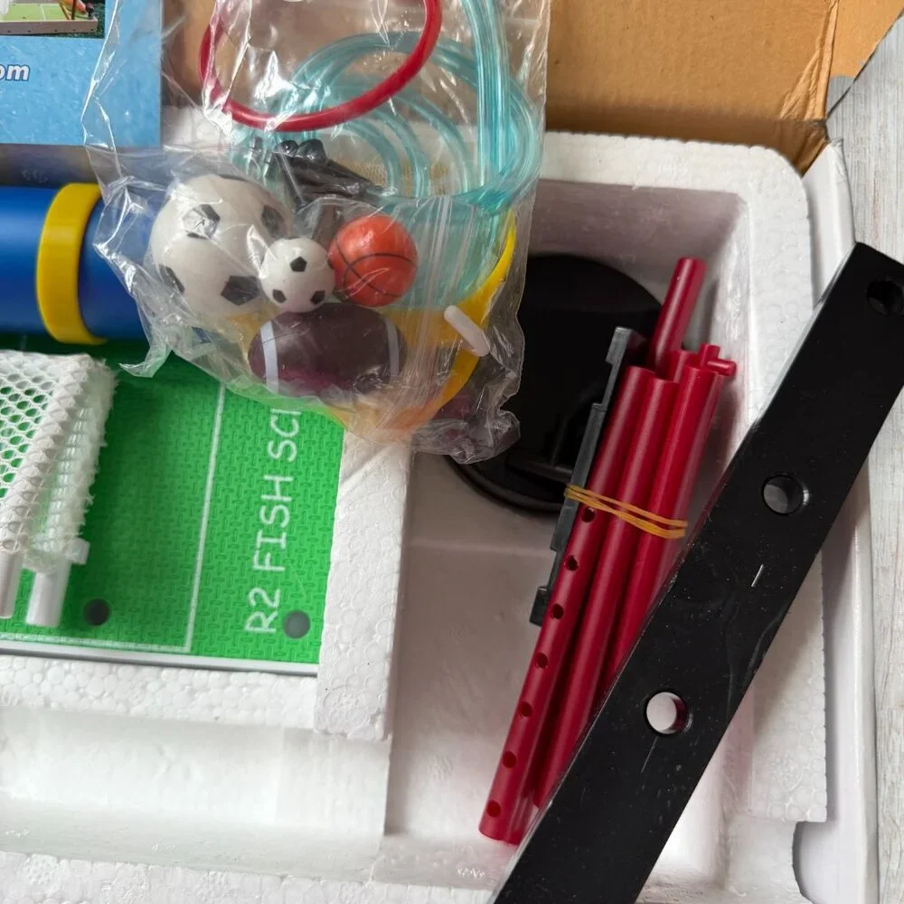R2 Fish School r2 fish