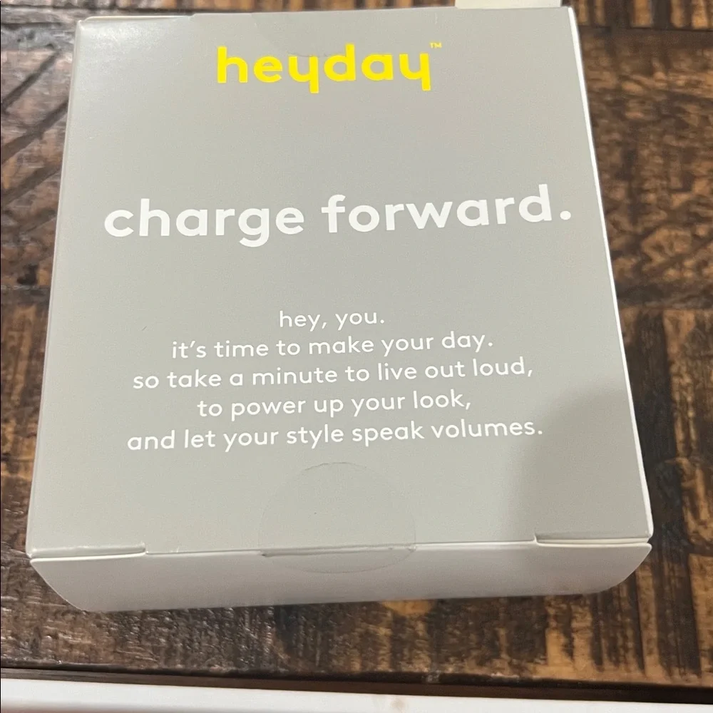 heyday charger pastel