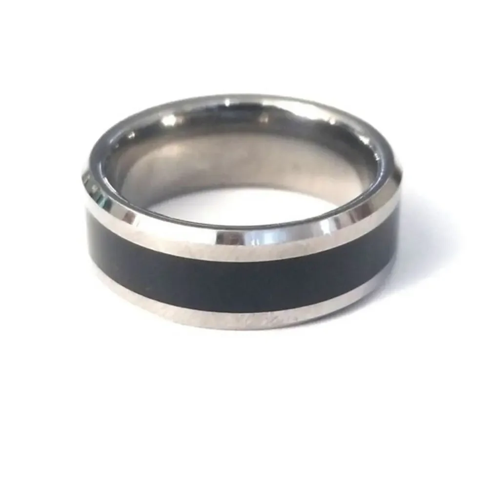 Spikes tungsten carbide