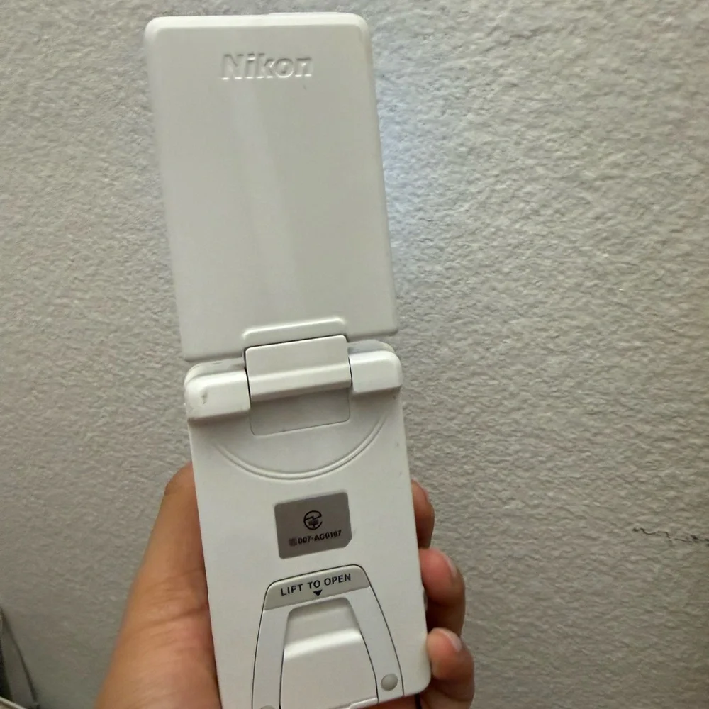 Nikon Coolpix s6900