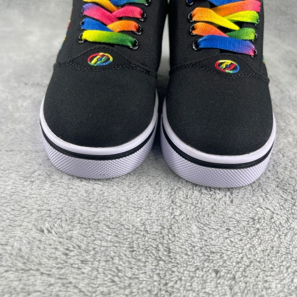 Heelys skate shoes