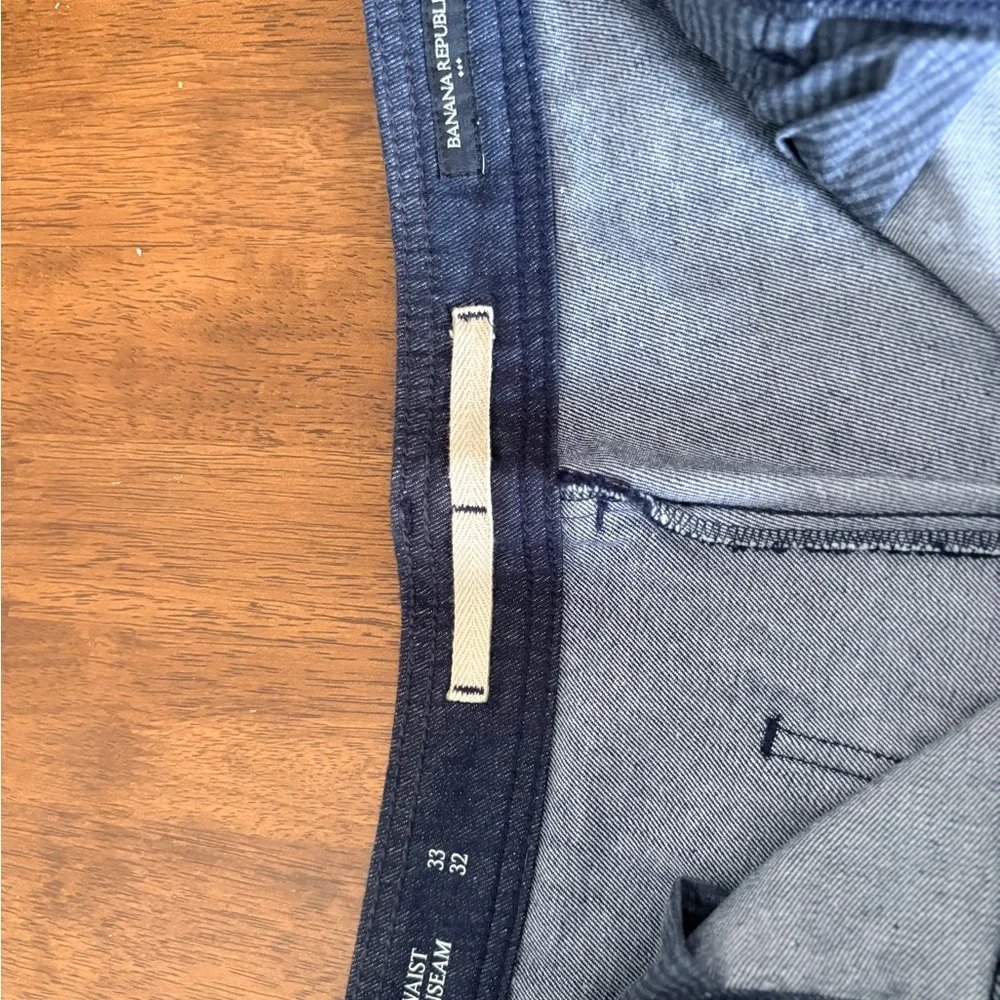Banana Republic classic dark