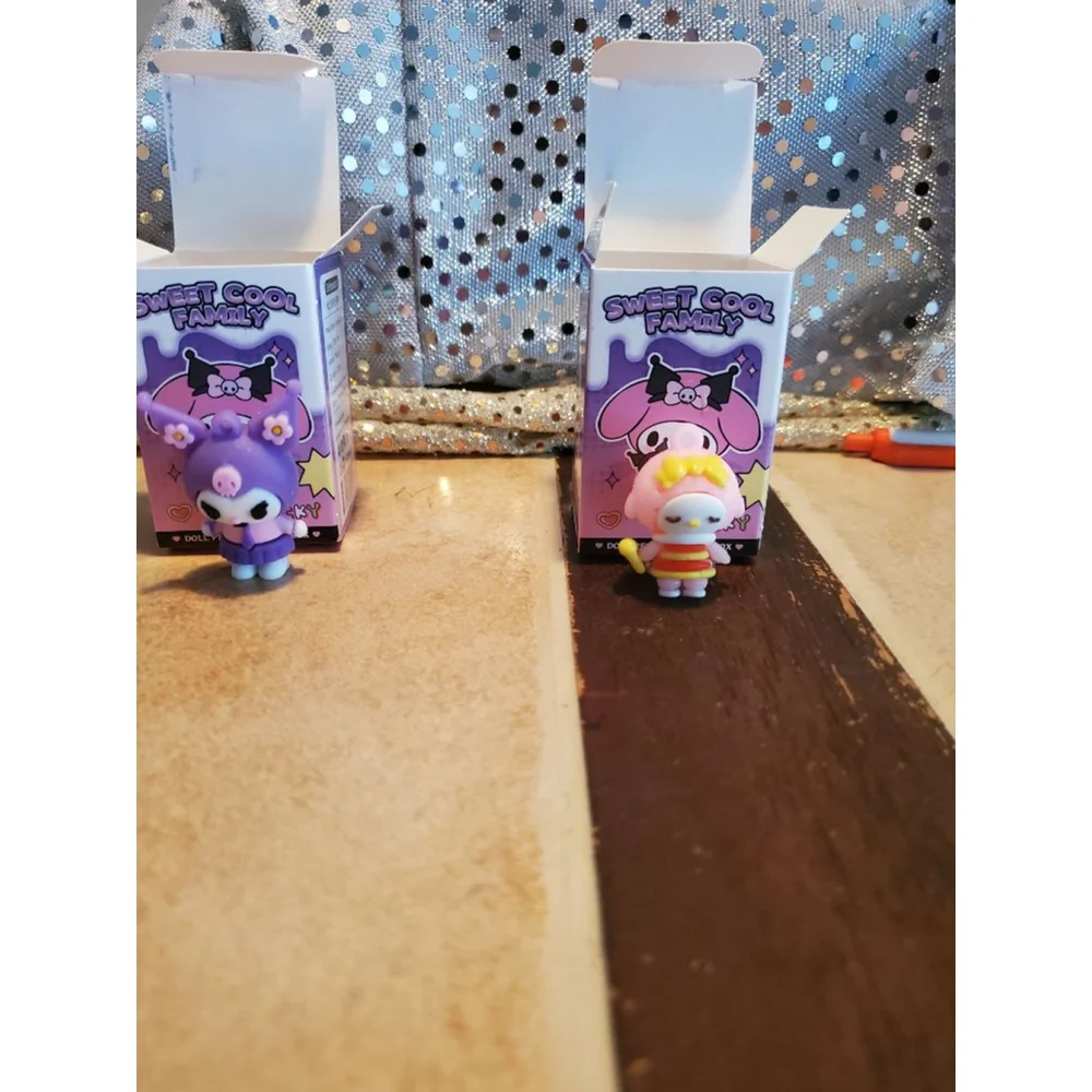 Official Sanrio Sweet Cool Family Doll Pendant keychain Blind Box.