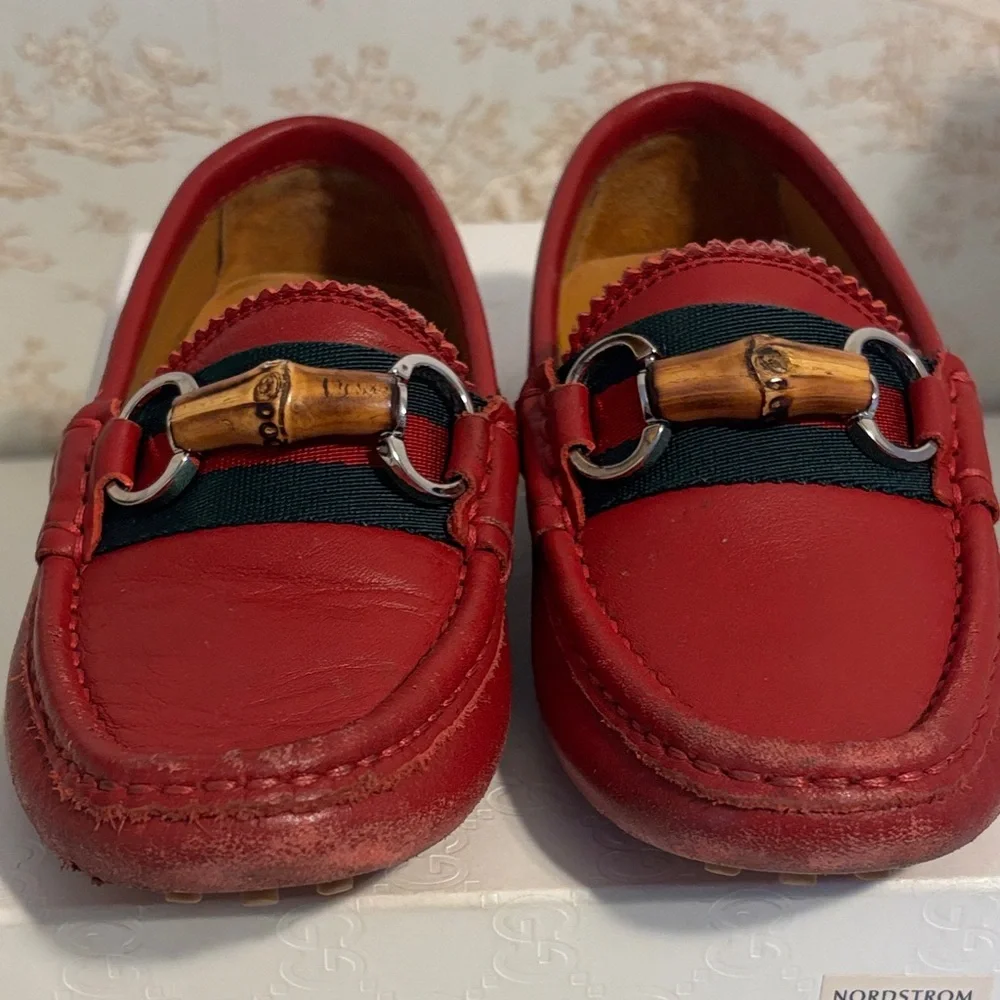 Gucci chic red