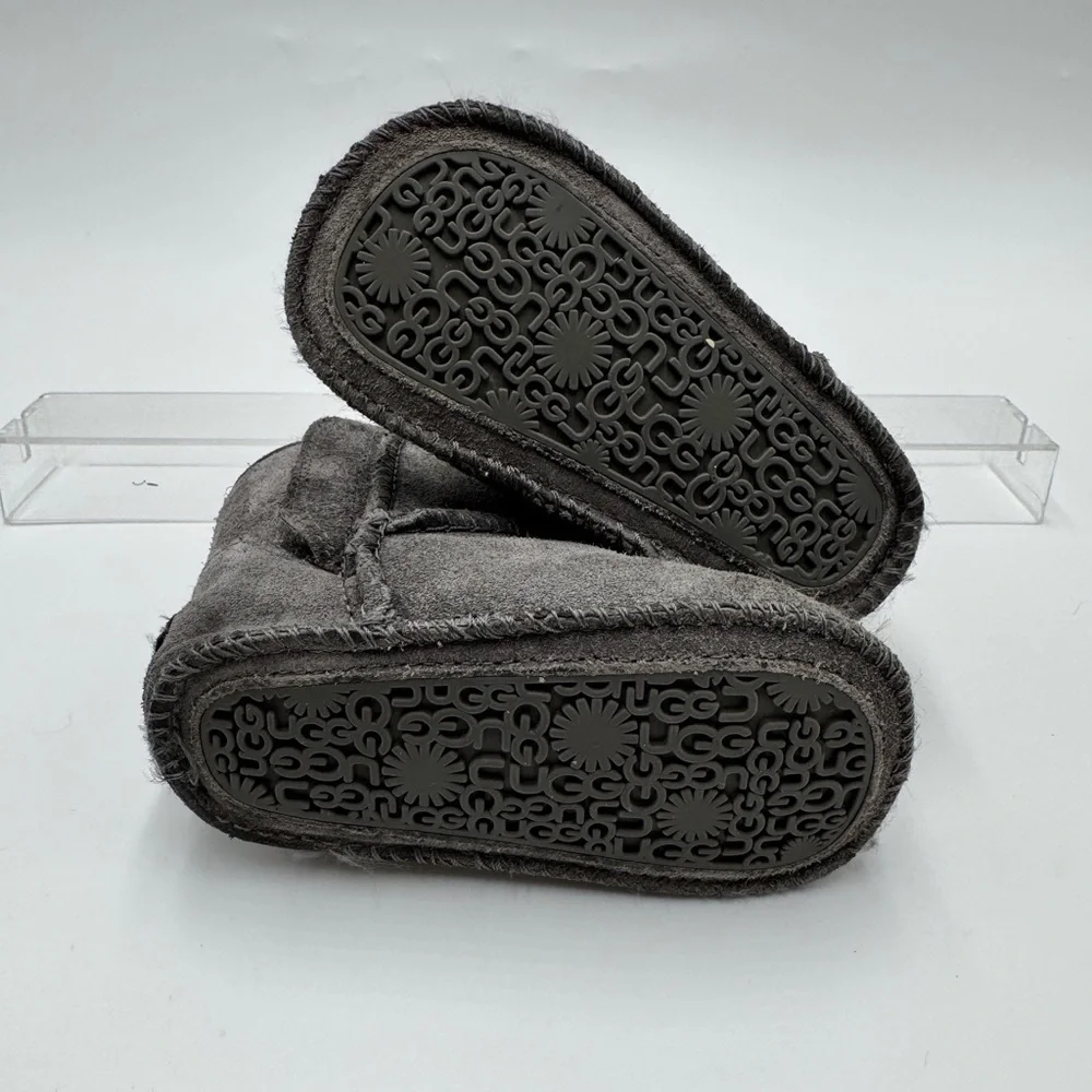 UGG home dog friendly
