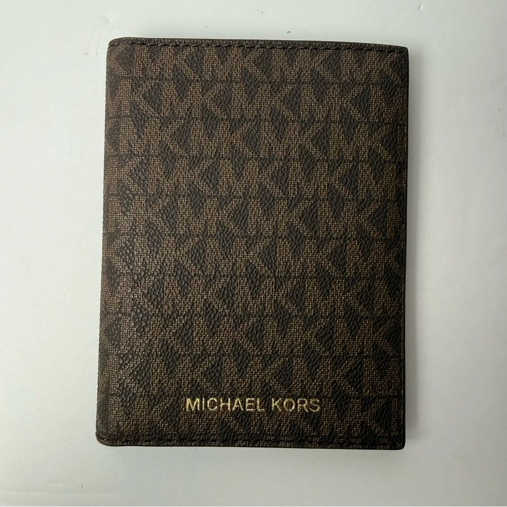 Michael Kors Signature Brown Card Holder