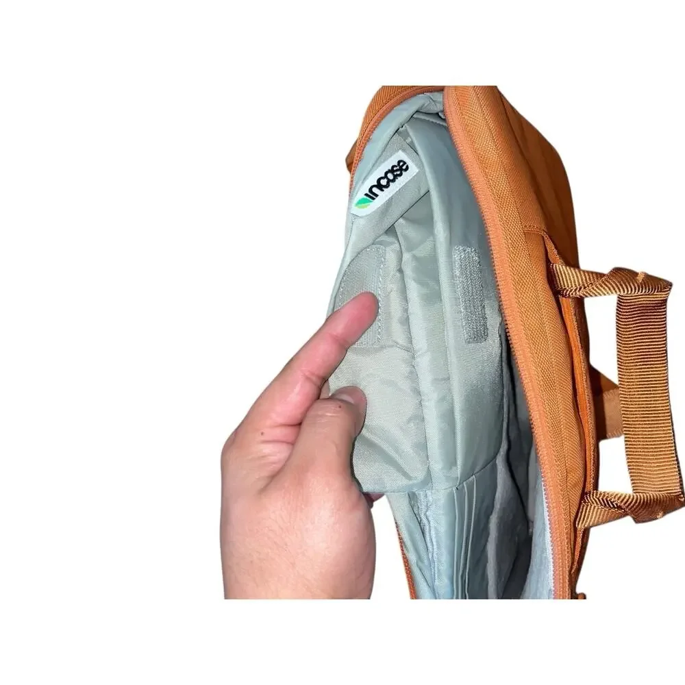 Incase laptop shoulder