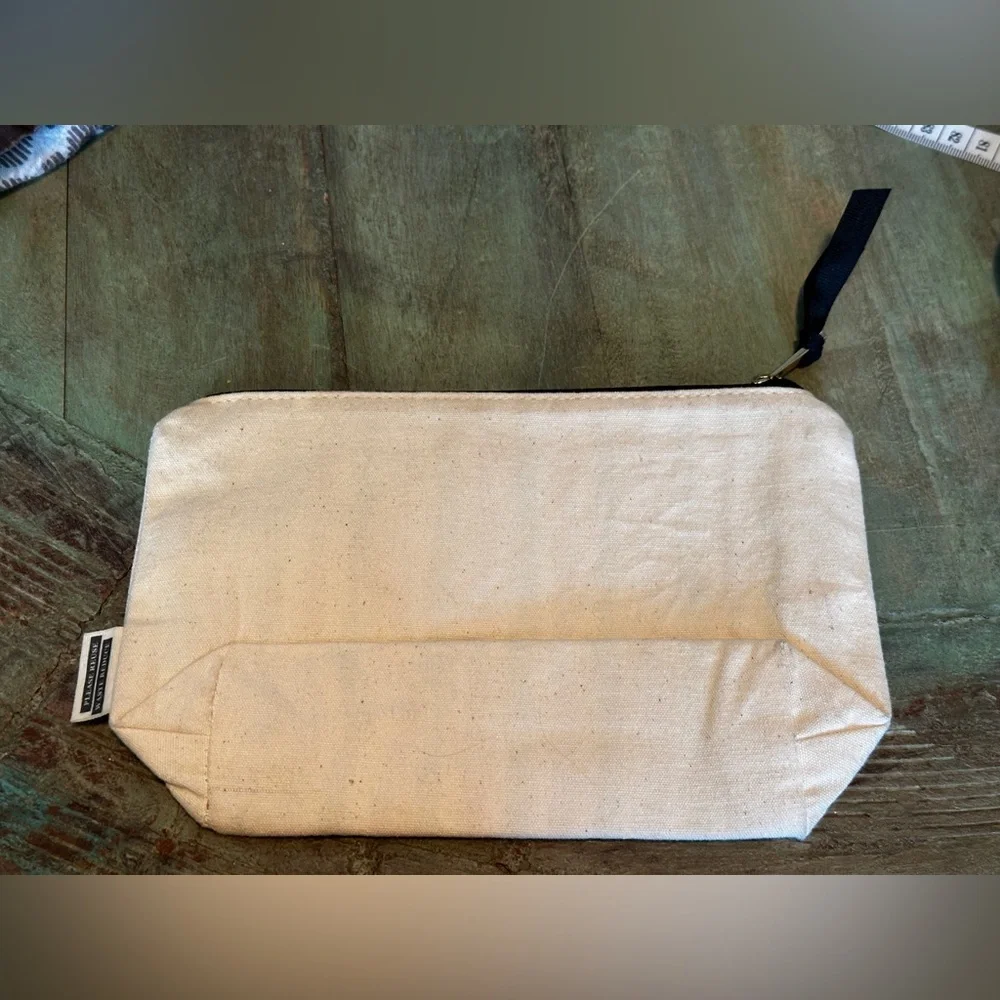 Origins stylish toiletry