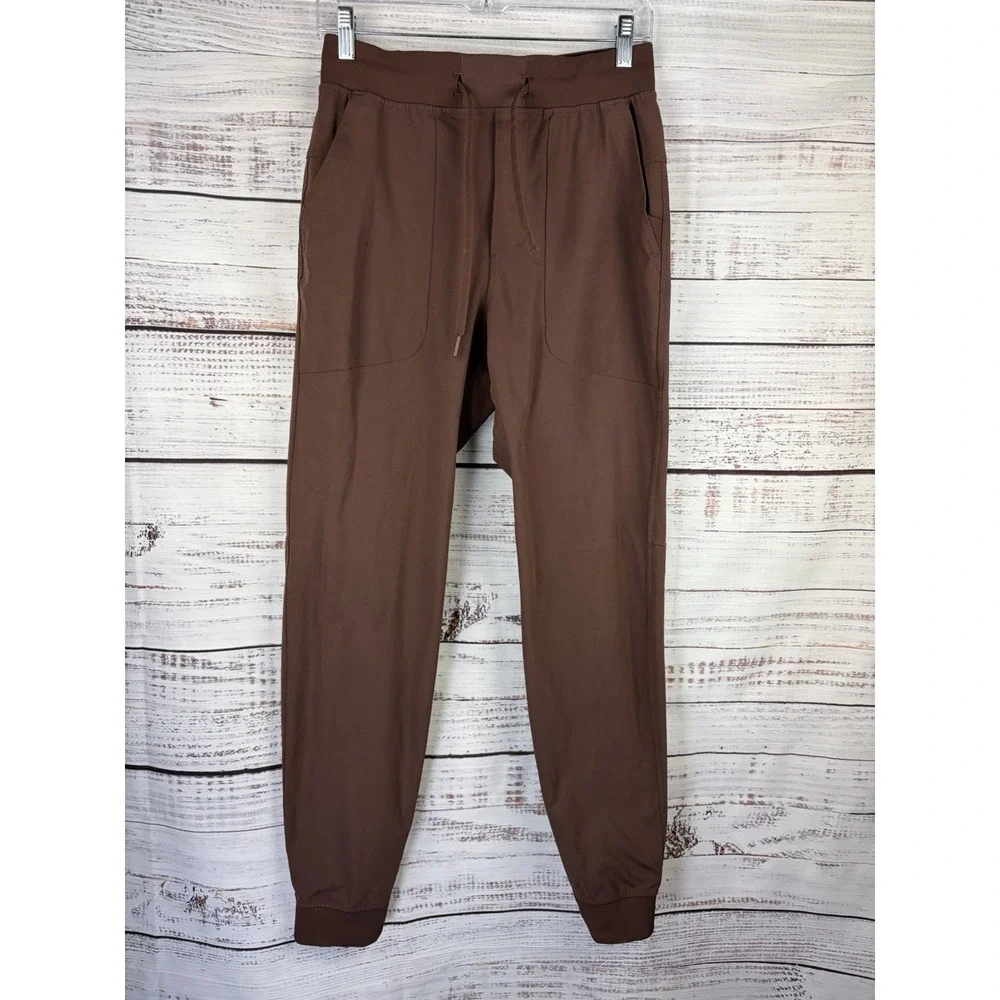 lululemon athletica please see