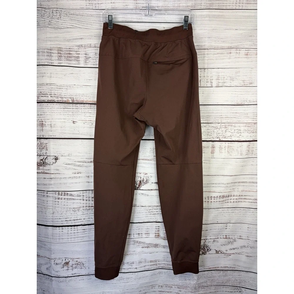 lululemon athletica please see