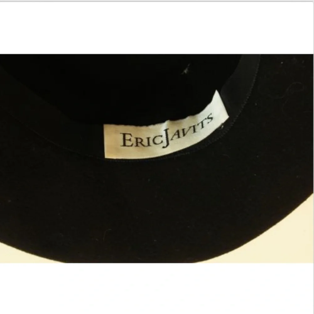 Eric Javits authentic preowned