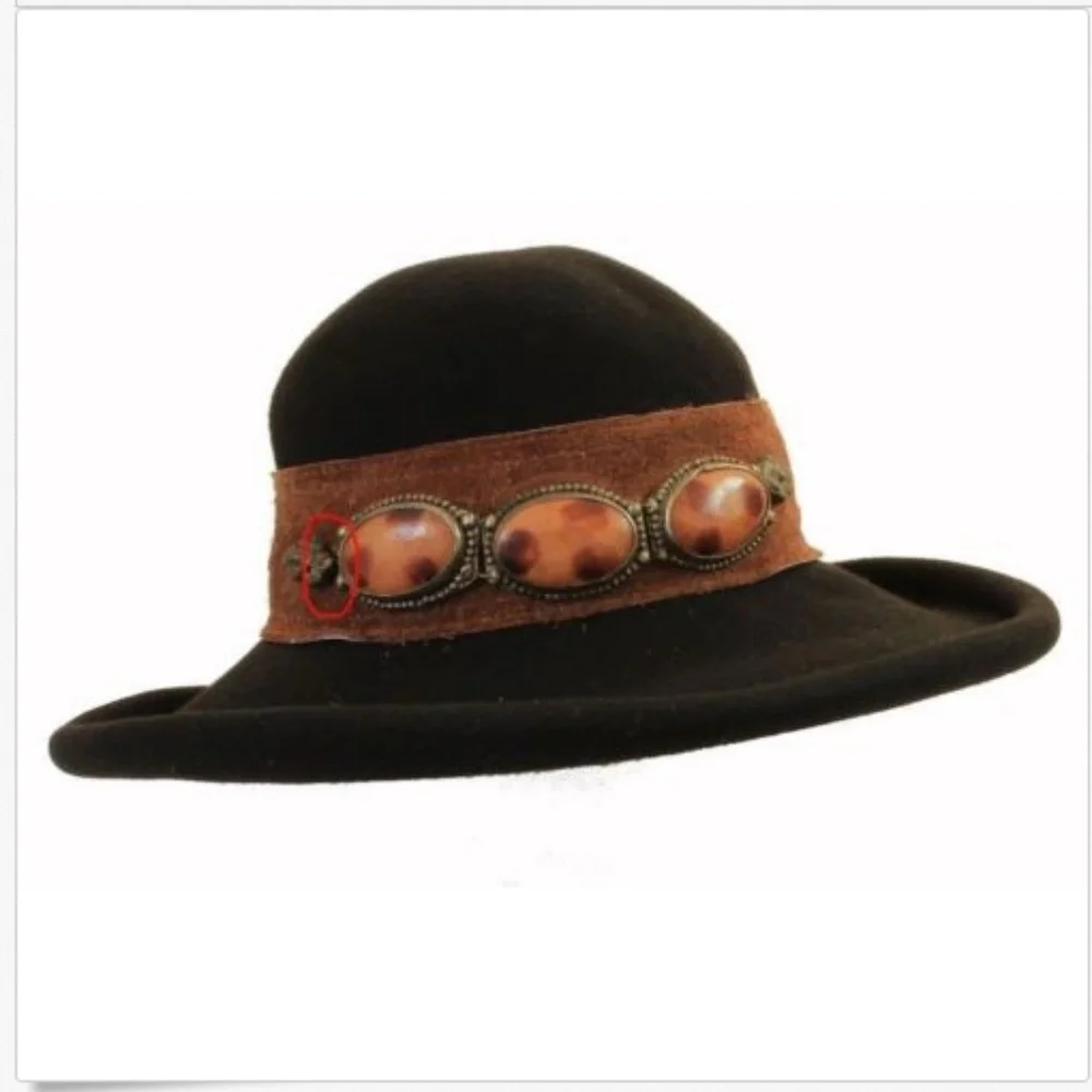 Eric Javits authentic preowned