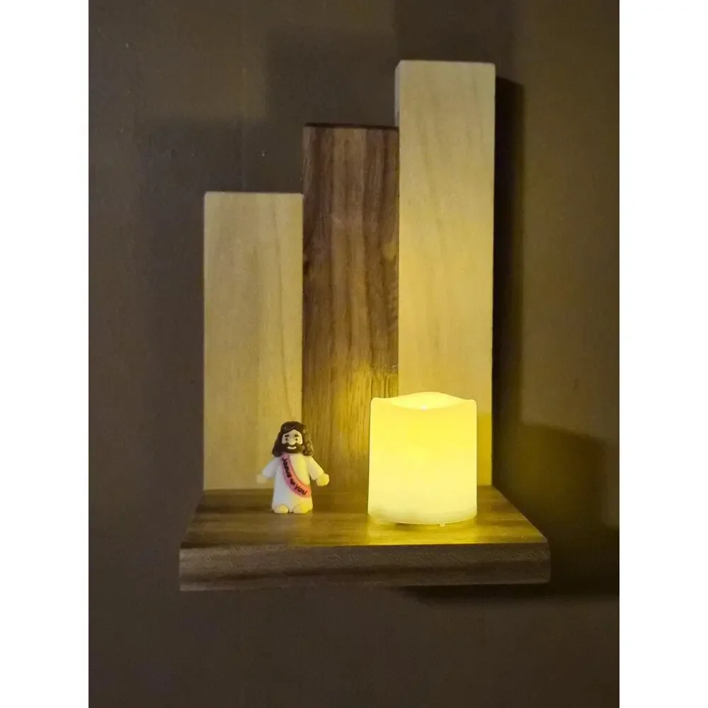 N/A wooden shelf