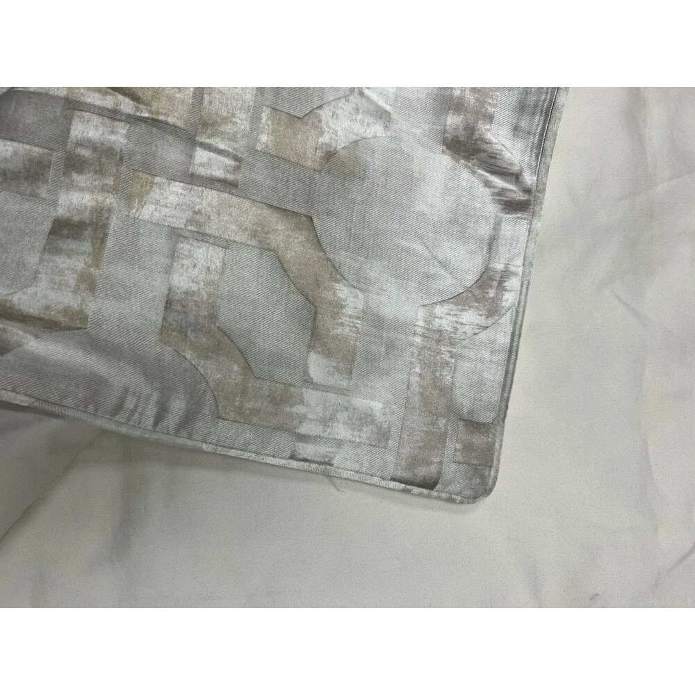 Hotel Collection was used