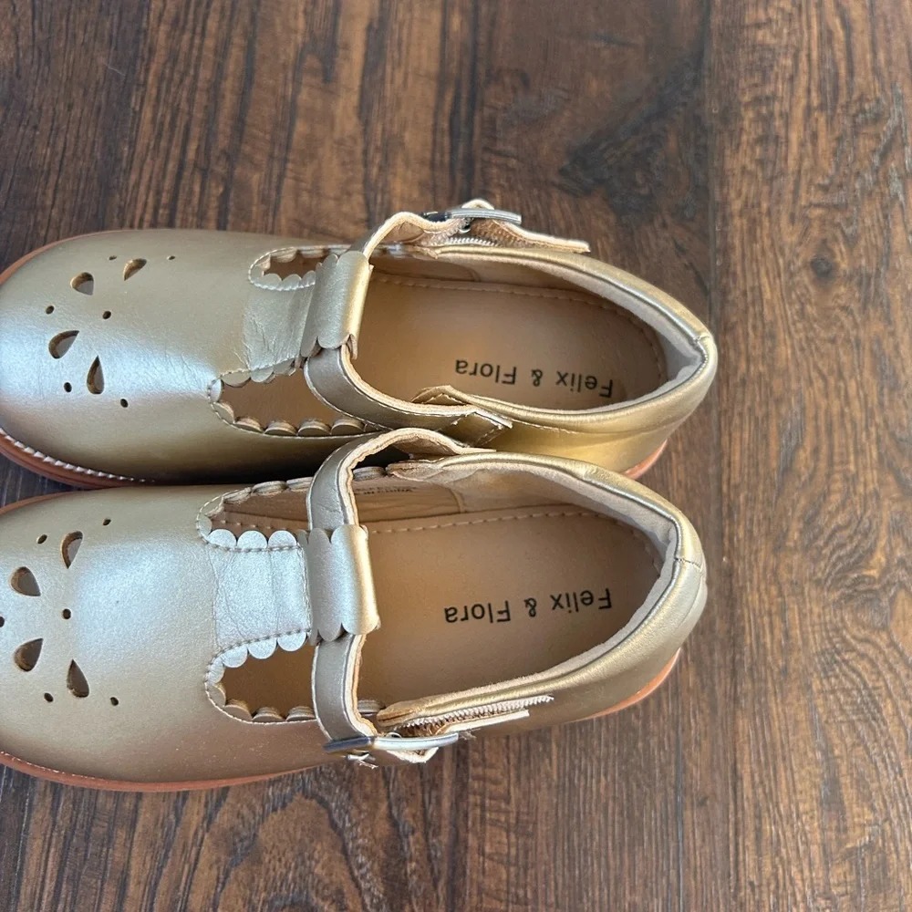 Elegant Gold Kids Dress Shoes with Scalloped Design