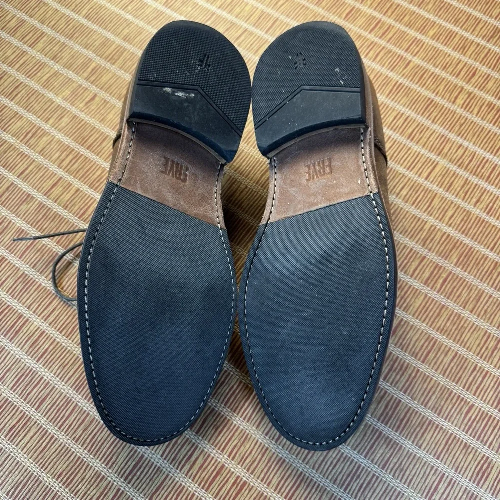 Frye good barely