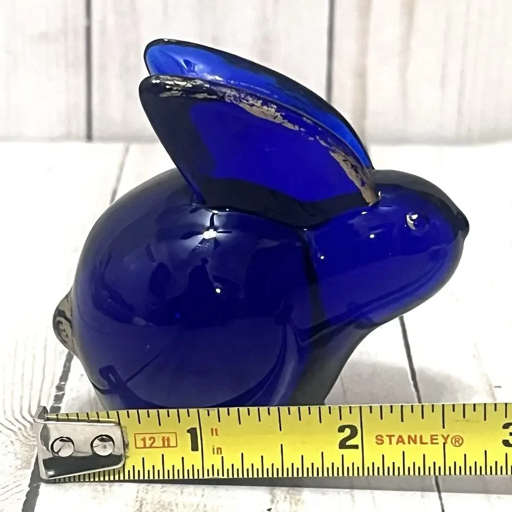 N/A cobalt figurine