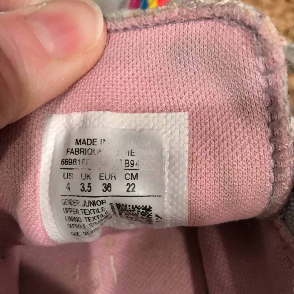 Converse juniors size