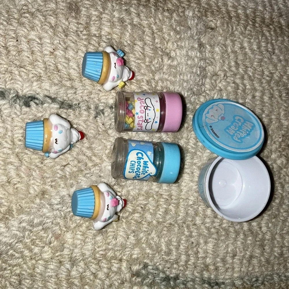 Sanrio miniverse cinnamoroll