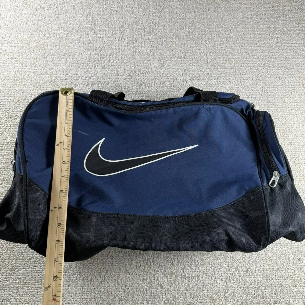 Nike brasilia large