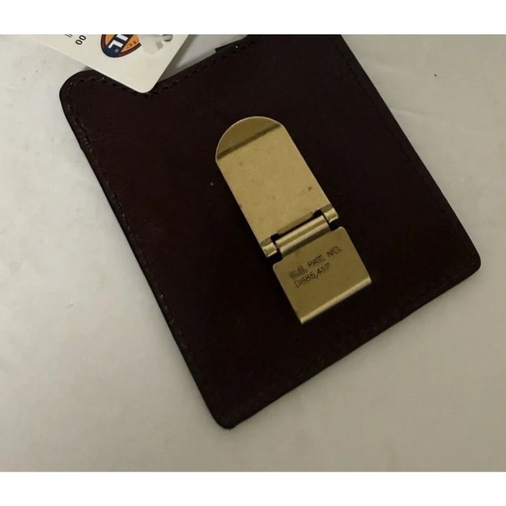 Fossil leather money