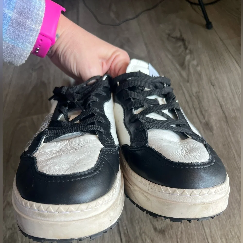 SCHUTZ women st
