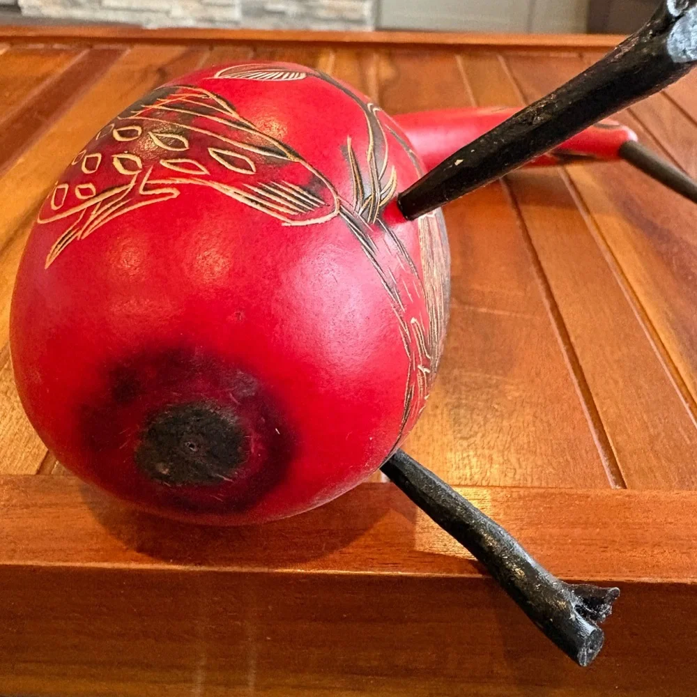 N/A decorative red