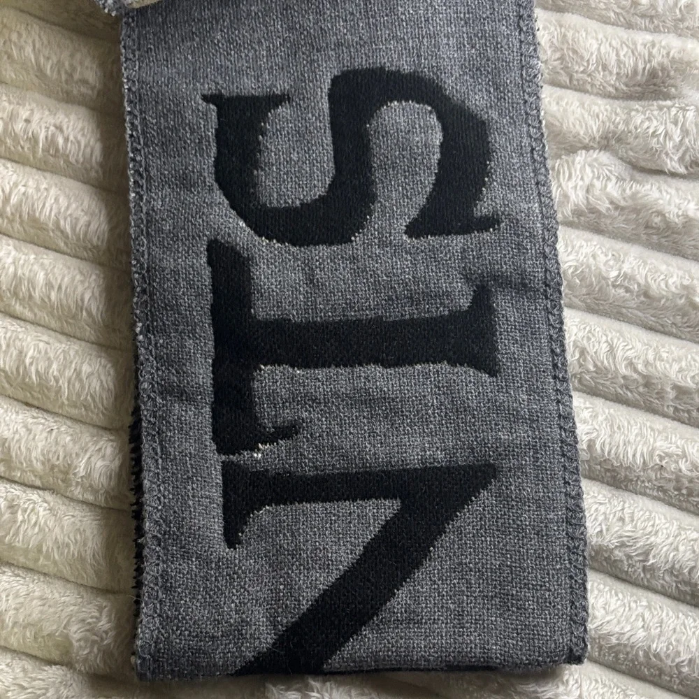 NFL knitted scarf