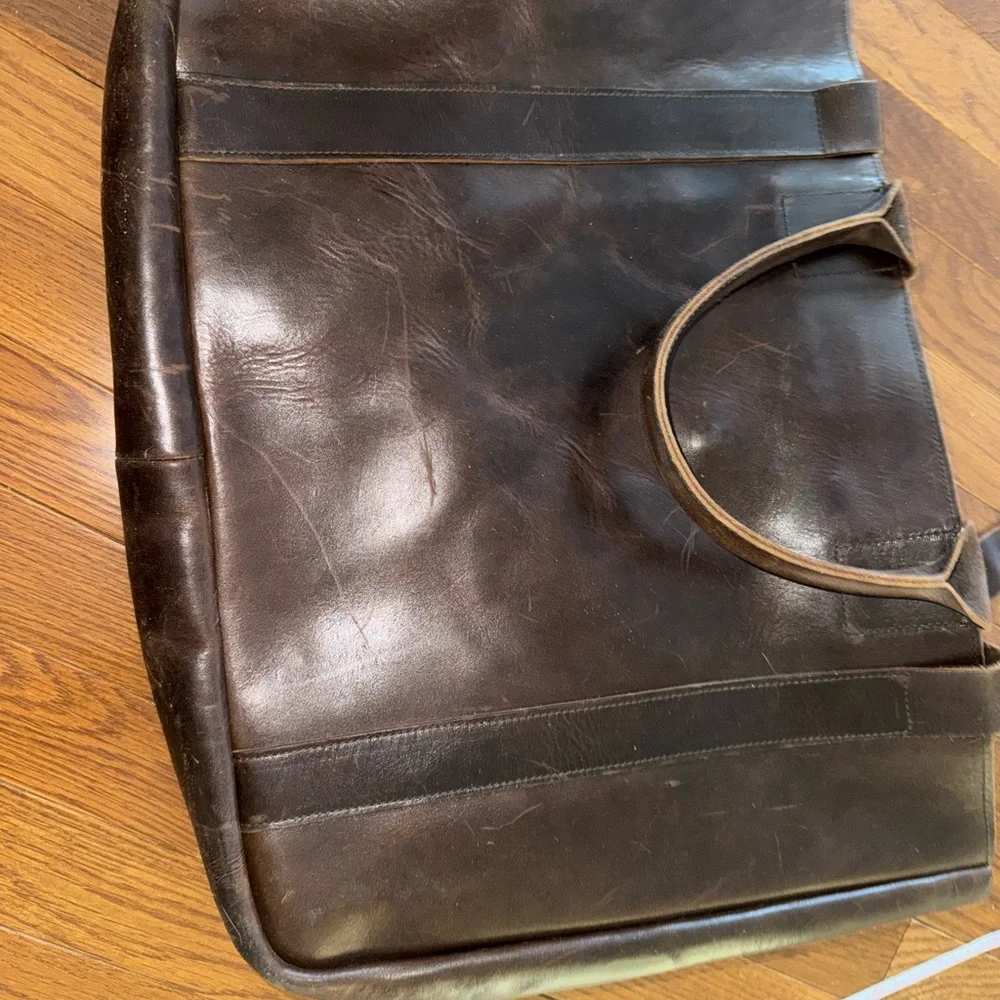 no brand stylish brown