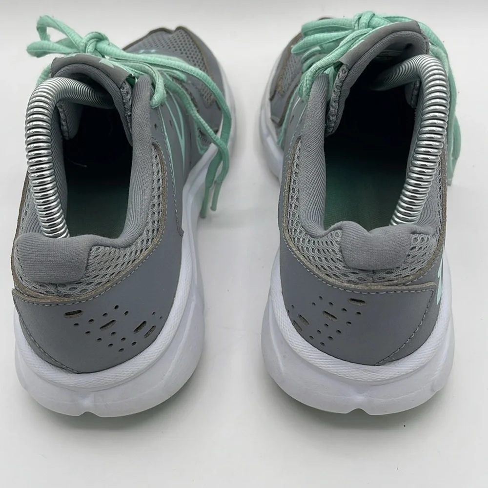 stylish under