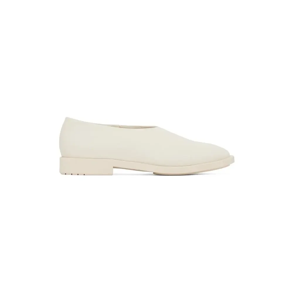ECCO KOLLECTIVE X Bianca Saunders step out