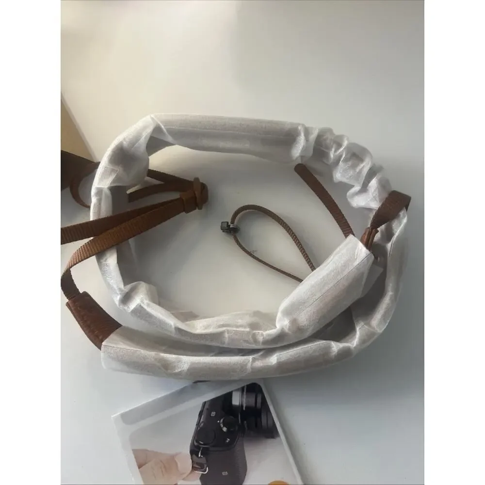 Divvia leather camper