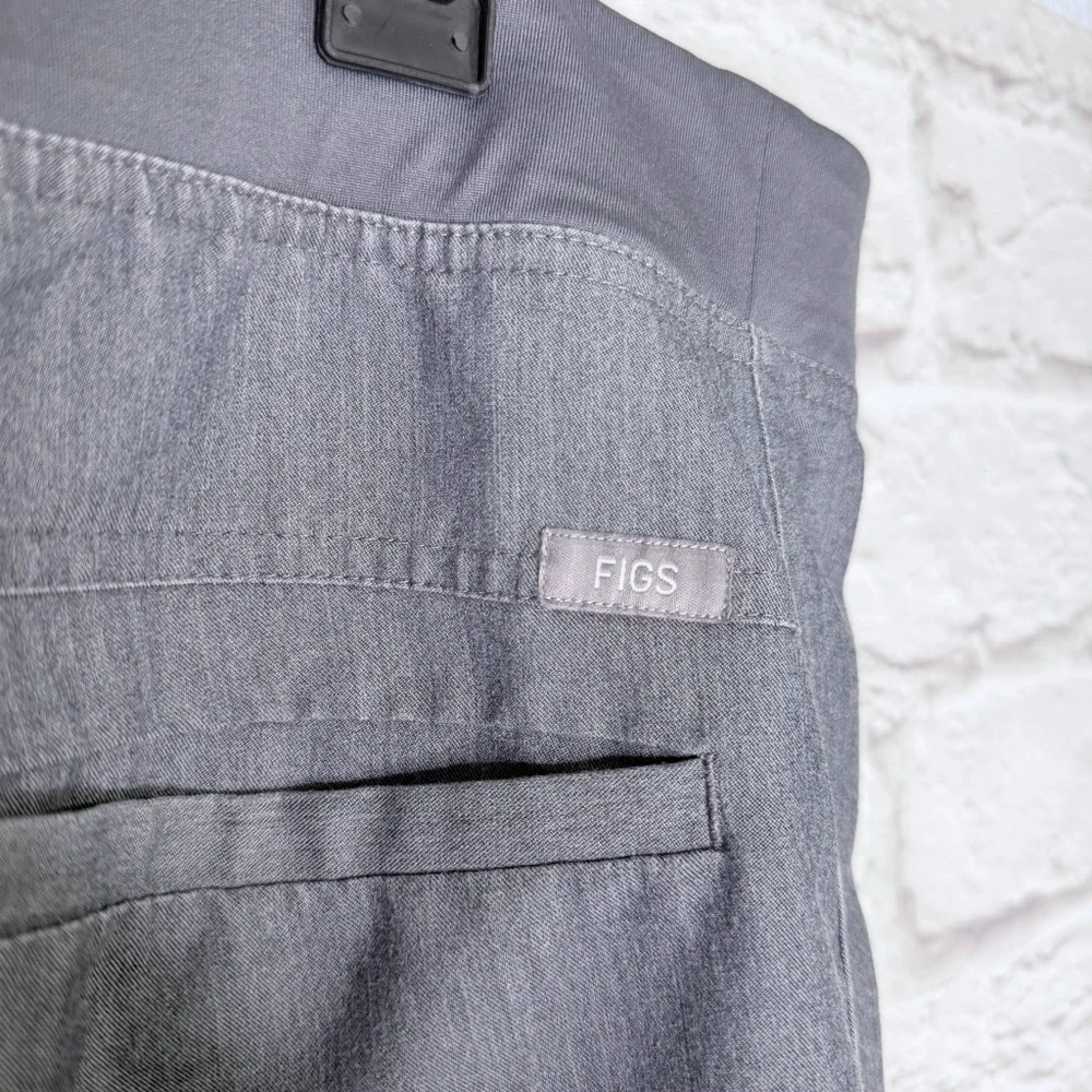 Figs - Axim Cargo Scrub Pants - Size XL