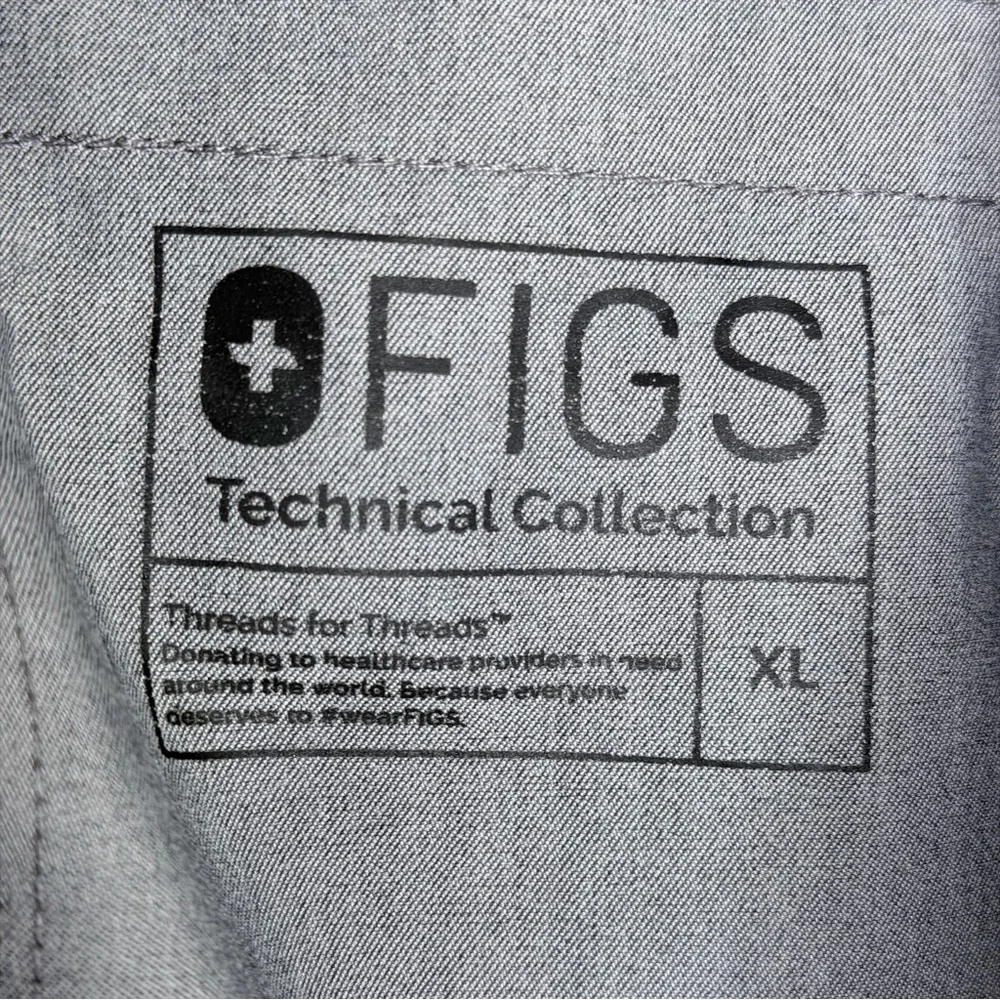 Figs - Axim Cargo Scrub Pants - Size XL
