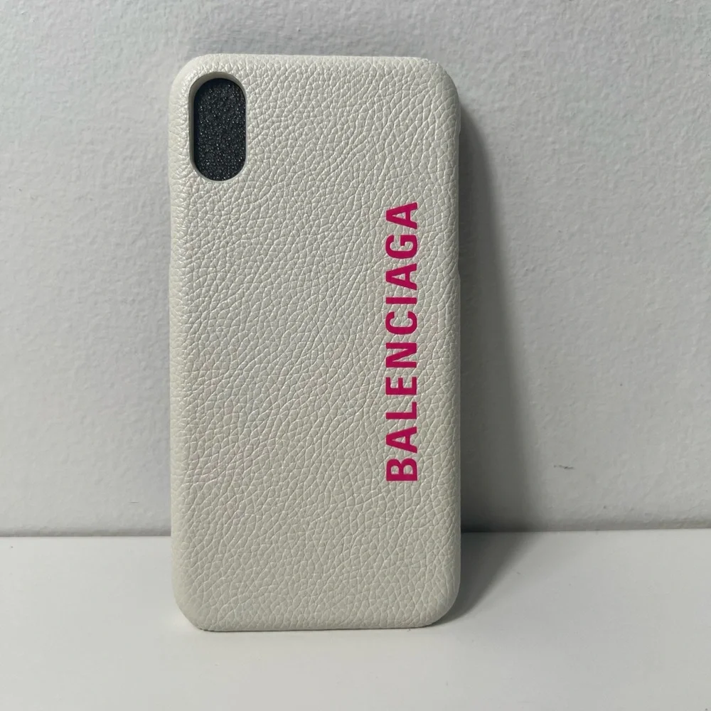 Balenciaga description make