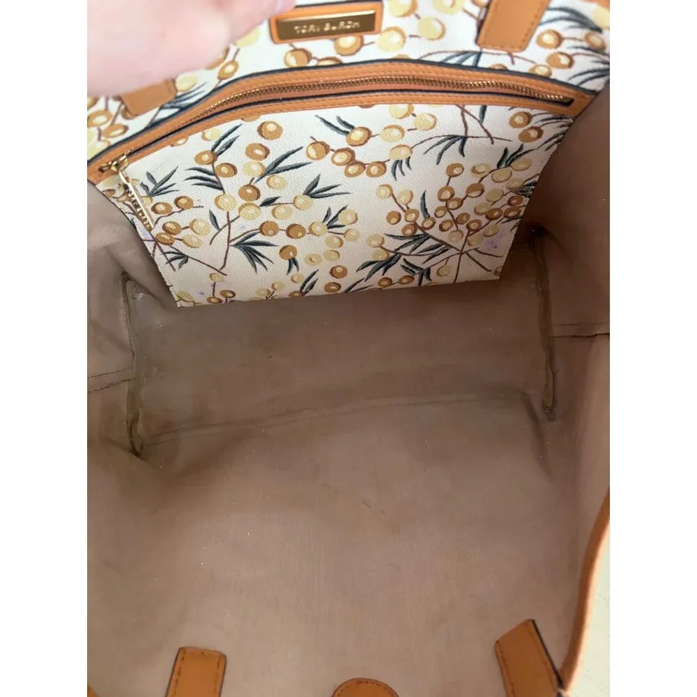 Tory Burch tory burch