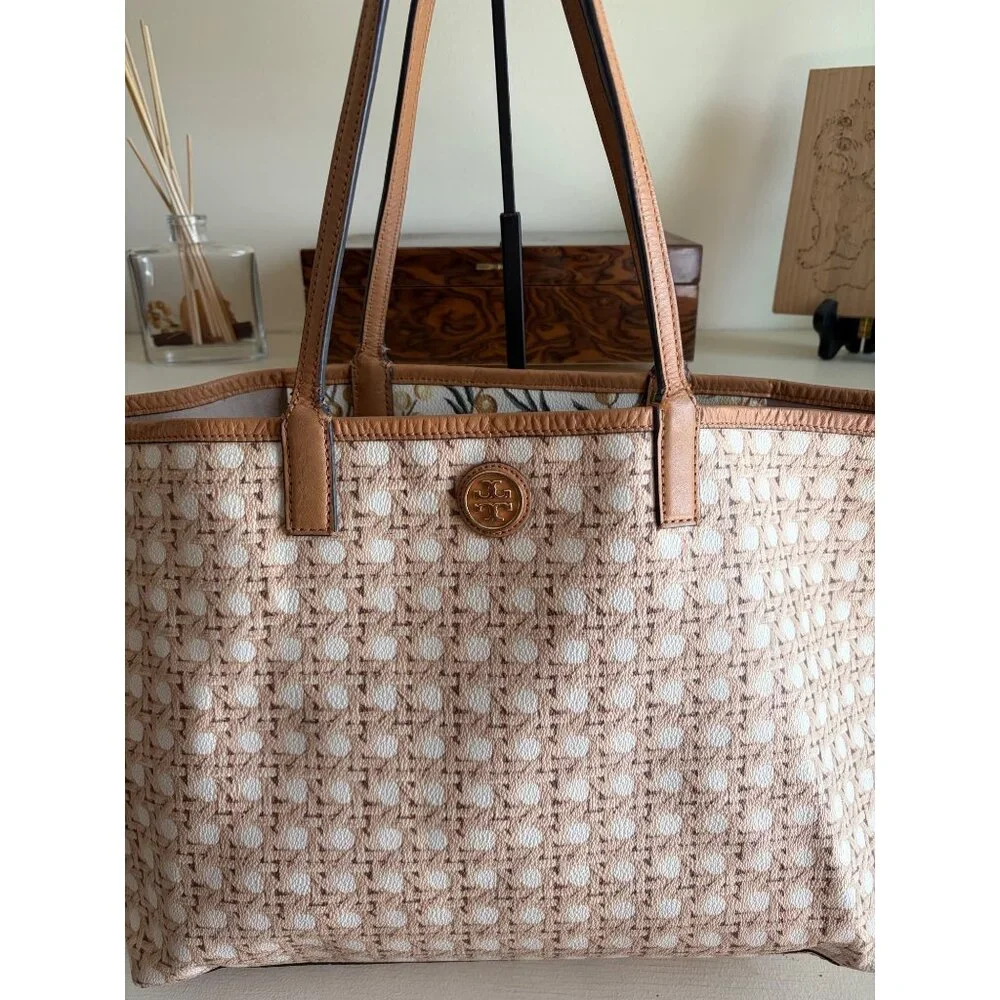 Tory Burch tory burch