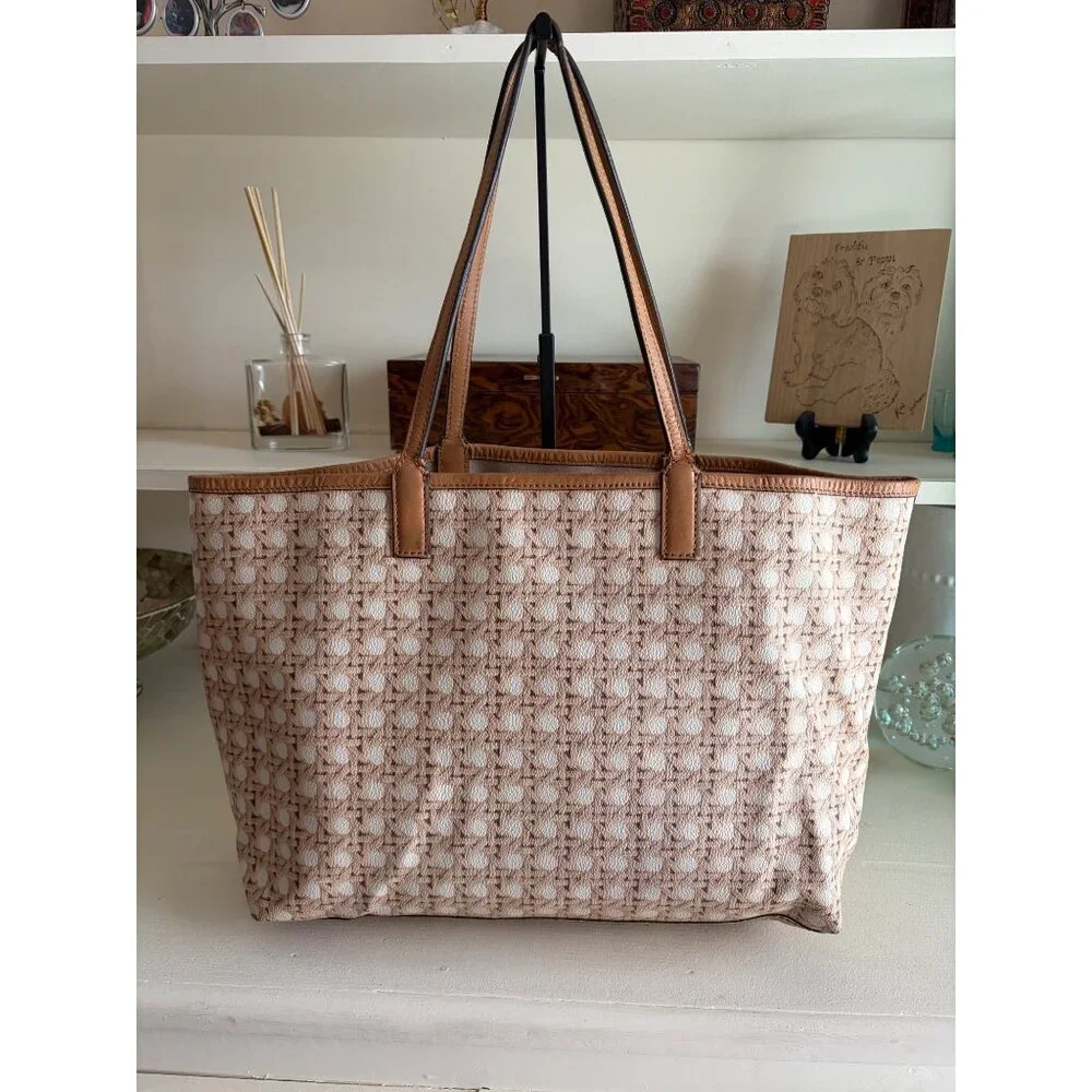 Tory Burch tory burch