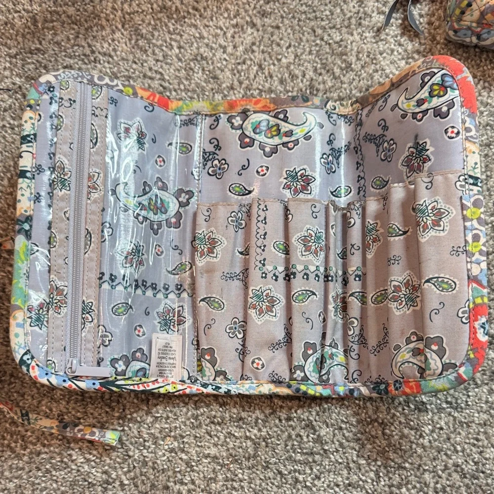 Vera Bradley bag elegant essentials