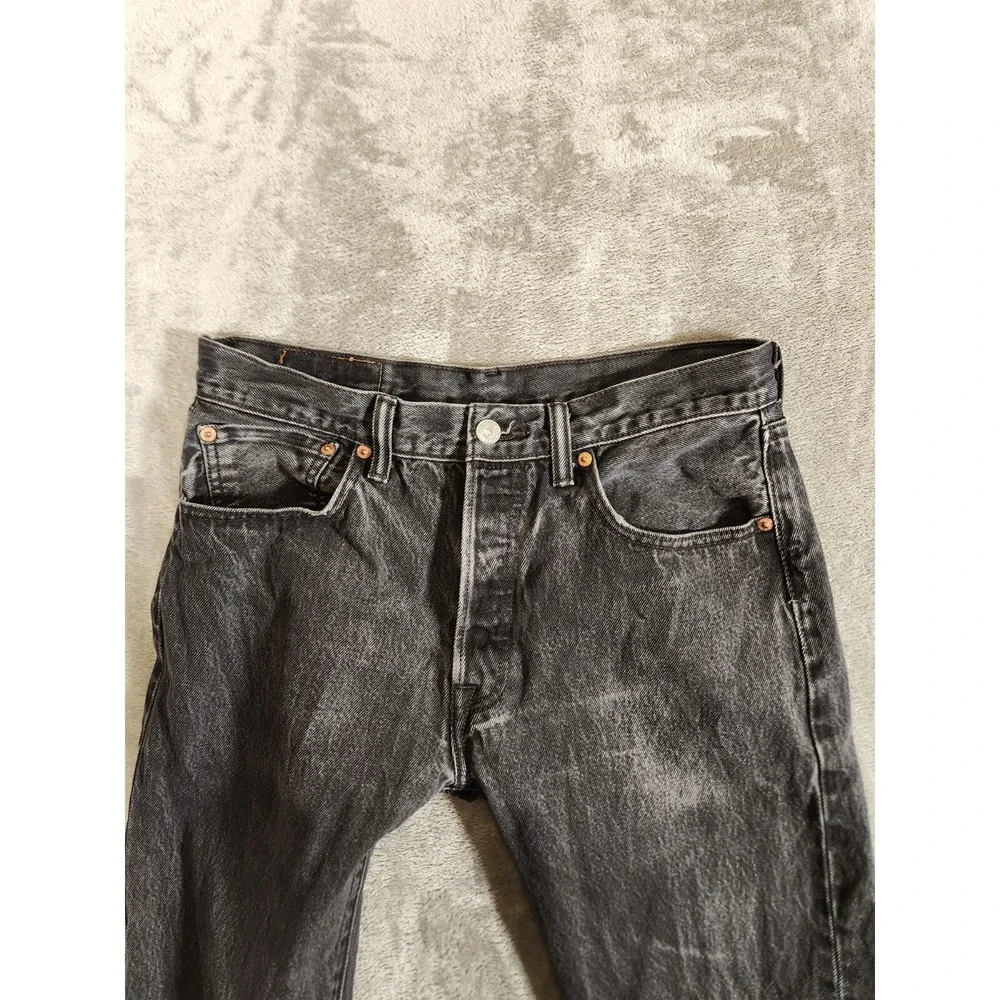 Levis elevate your