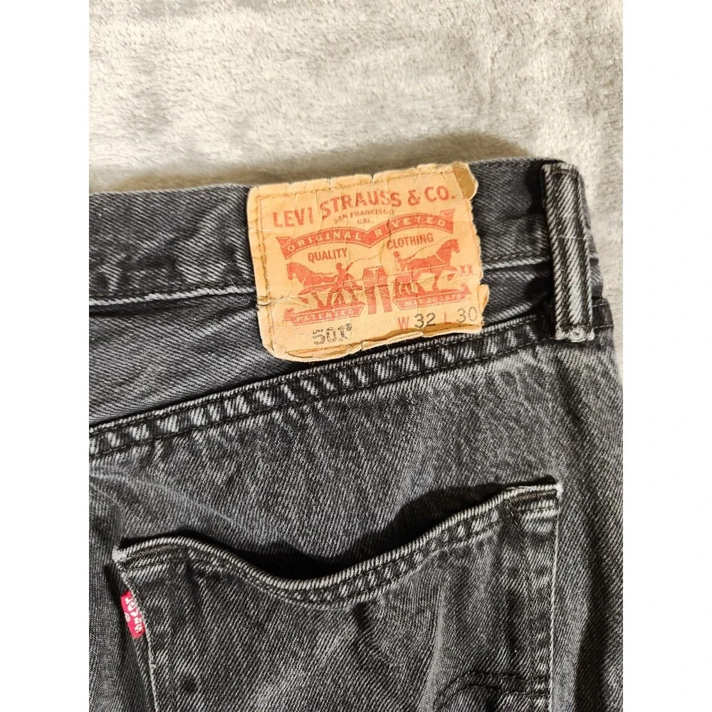 Levis elevate your