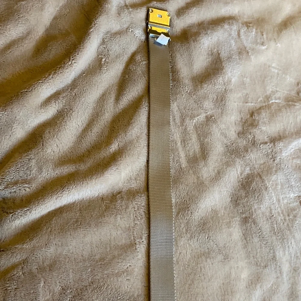 GAP webbed belt