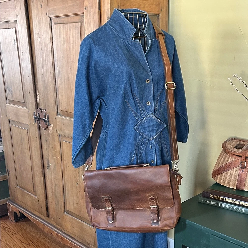 N/A stylish brown