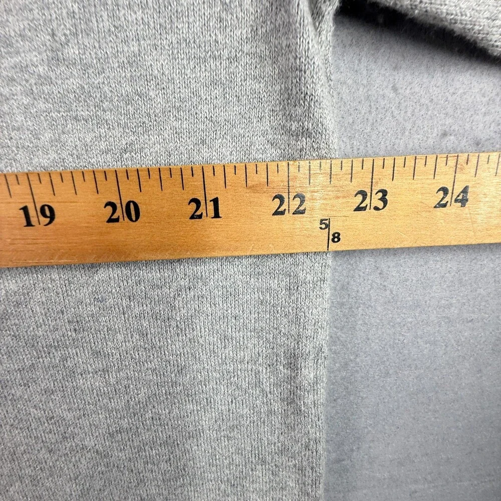 L.L. Bean Men's Gray 95% Cotton 5% Cashmere V-Neck Knit Sweater Size L Regular