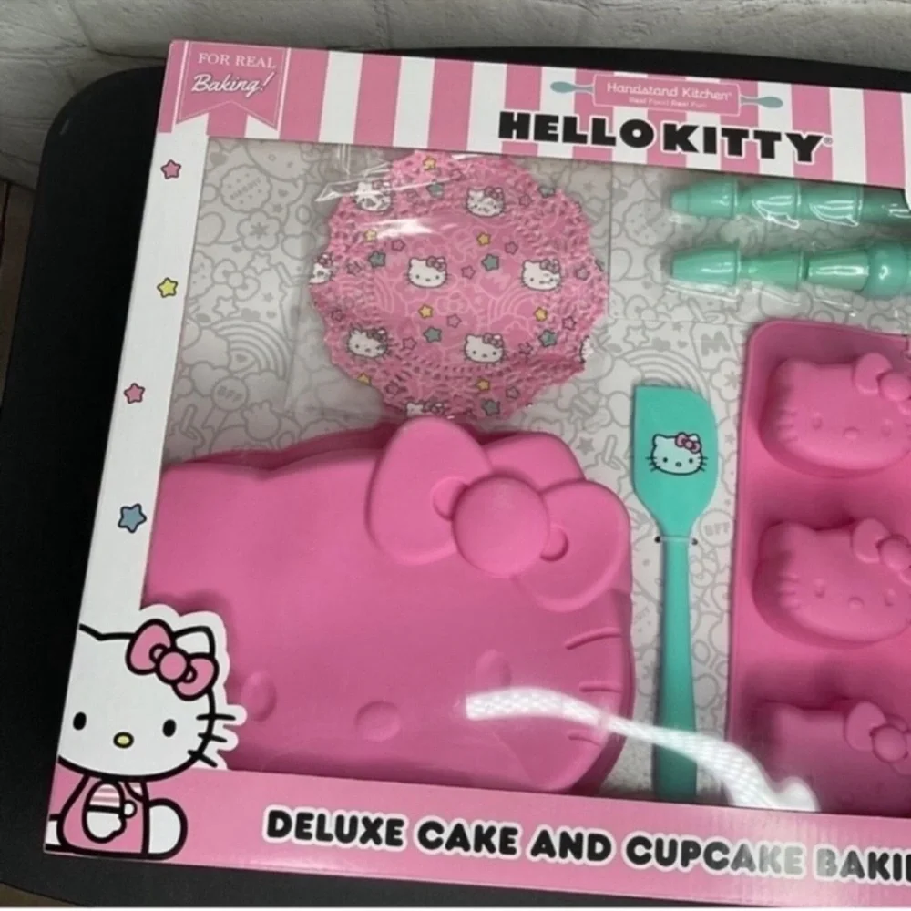 Hello Kitty hello kitty