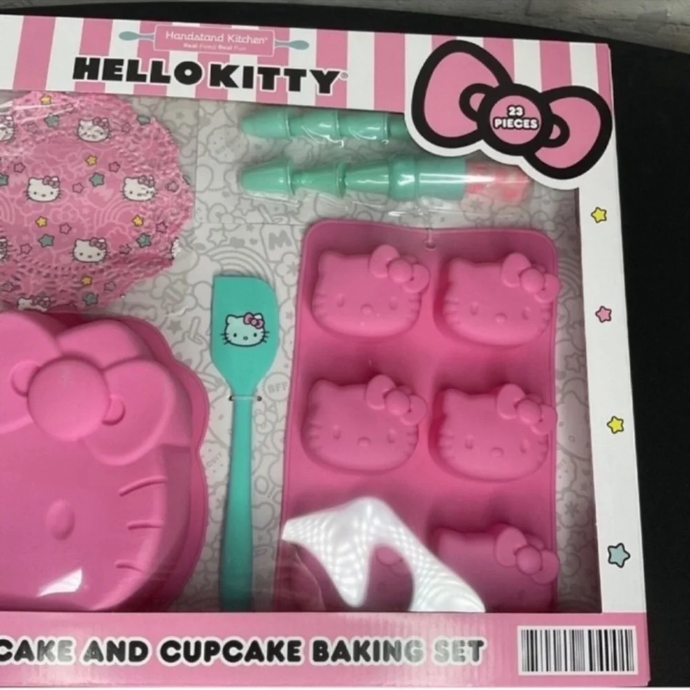 Hello Kitty hello kitty