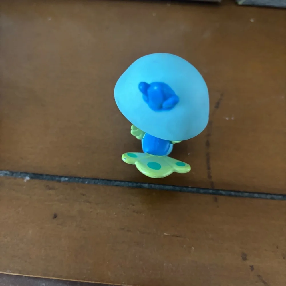 Littlest Pet Shop used play